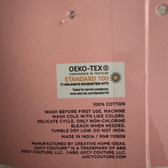 Juicy couture white and neon hot pink washcloths 100% cotton set of 2 - 2 packs - Picture 4 of 4